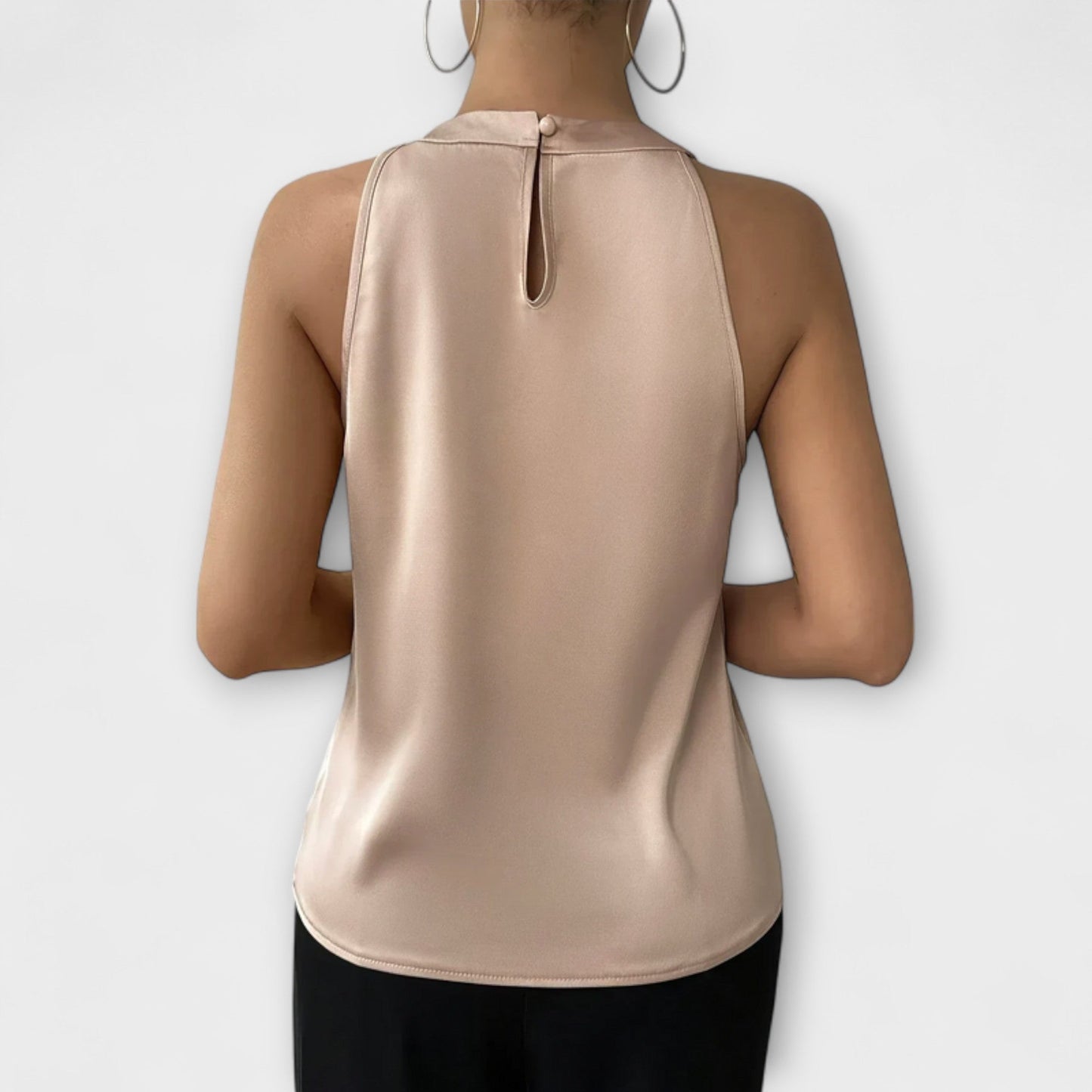 Skye - Elegantní saténová blůza s designem bez ramínek