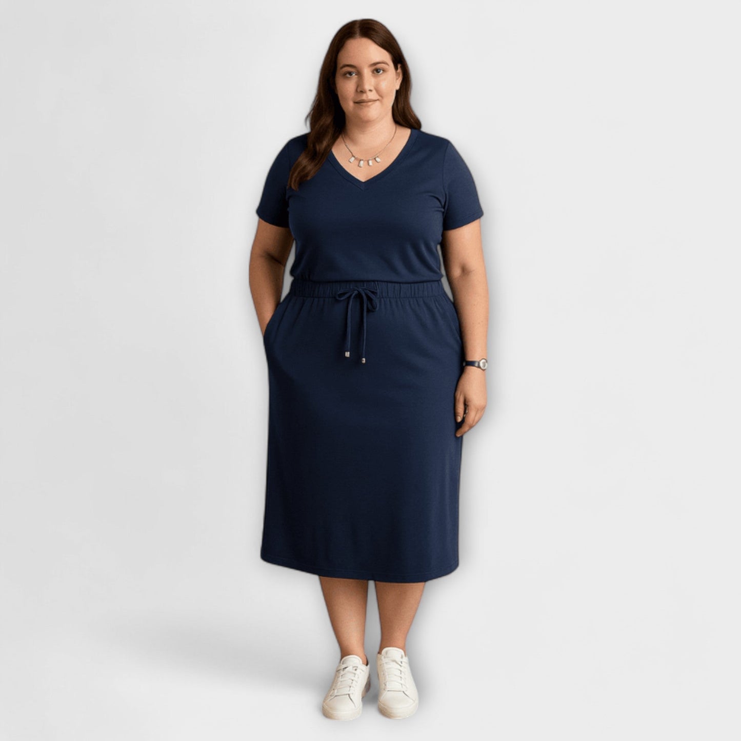 Danielle - Elegantní V-krční top s sukní